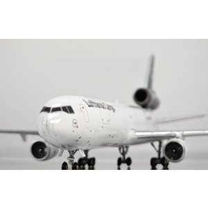 Model McDonnell Douglas MD11F LUFTHANSA Cargo 1:400 D-ALCC