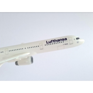 Model Airbus A321 Lufthansa DIE MAUS