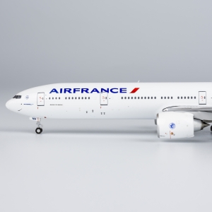 Model Boeing 777-300 AIR FRANCE 1:400 F-GZNA NG Model