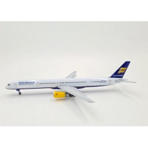 Model Boeing 757-300 Icelandair 1:400