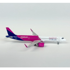 Model Airbus A321neo Wizzair 1:400 G-WUNB