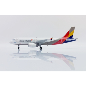 Model Airbus A320 ASIANA 1:200 Jc Wings