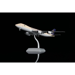 Model Boeing 747-8 Saudia CARGO 1:400 INTERACTIVE