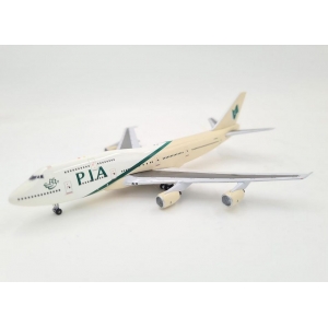 Model Boeing 747-300 PIA Pakistan 1:500 INFLIGHT