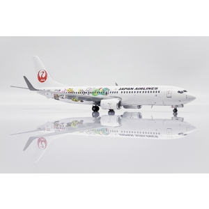 Model Boeing 737-800 JAL Japan 1:200 "Shimajiro Jet" JA330J