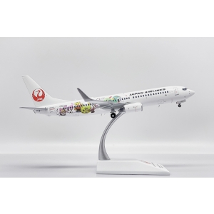 Model Boeing 737-800 JAL Japan 1:200 