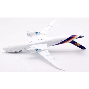 Model Boeing 787-8 THAI 1:200 HS-TQA