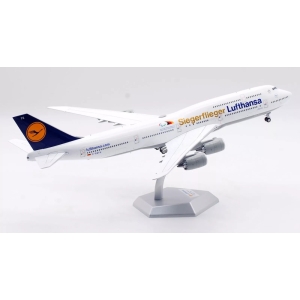 Model Boeing 747-8 Lufthansa D-ABYK 1:200 SQ Wings Siegerflieger