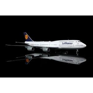 Model Boeing 747-8 LUFTHANSA 1:200 D-ABYP