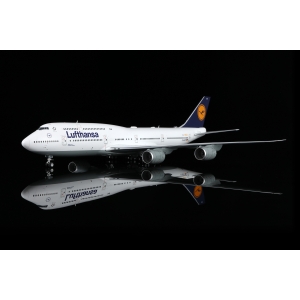Model Boeing 747-8 LUFTHANSA 1:200 D-ABYP