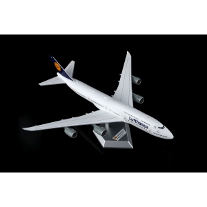 Model Boeing 747-8 LUFTHANSA 1:200 D-ABYP