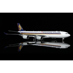 Model Airbus A340-500 SINGAPORE 1:200 9V-SGC