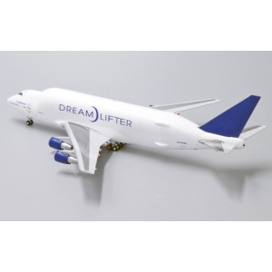 Model Boeing 747-400LCF DreamLifter 1:400 METAL