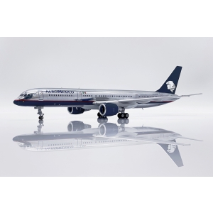 Model Boeing 757-200 Aeromexico 1:200 JcWings