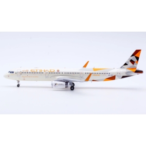 Model Airbus A321 ETIHAD 1:200 A6-AEE