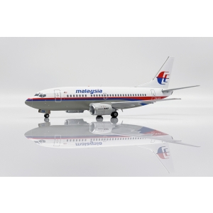 Model Boeing 737-500 Malaysia 1:200 Jc Wings