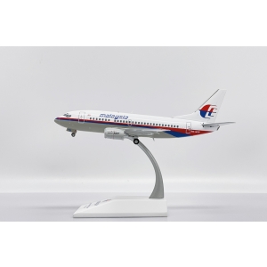 Model Boeing 737-500 Malaysia 1:200 Jc Wings
