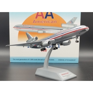 Model Douglas DC10-10 AMERICAN 1:200 N111AA OSTATNI