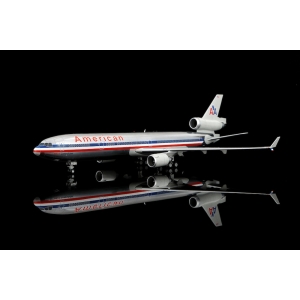Model McDonnell Douglas MD11 AMERICAN AIRLINES 1:200