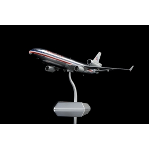Model McDonnell Douglas MD11 AMERICAN AIRLINES 1:200