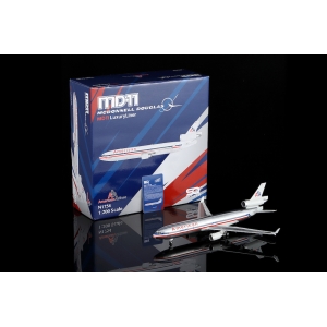 Model McDonnell Douglas MD11 AMERICAN AIRLINES 1:200