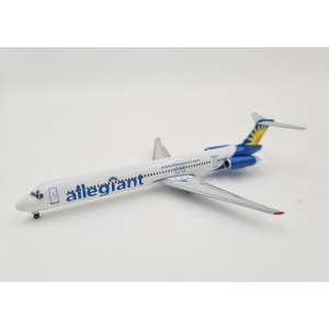 Model Douglas MD82 Allegiant 1:400 GEMINI