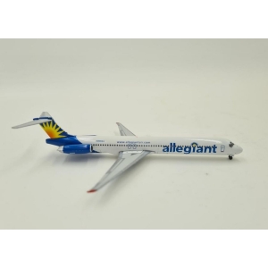 Model Douglas MD82 Allegiant 1:400 GEMINI