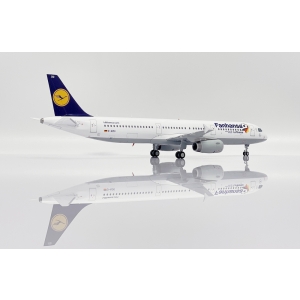Model Airbus A321 Lufthansa Fanhansa 1:200 D-AIDG