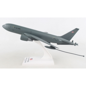 Model KC46A USAF N462KC 1:200 Skymarks