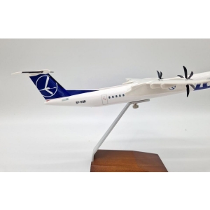 Model Bombardier Dash 8 Q400 LOT 1:100 SP-EQB UNIKAT!