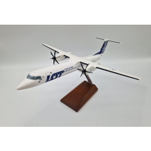 Model Bombardier Dash 8 Q400 LOT 1:100 SP-EQB UNIKAT!