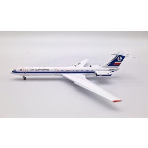 Model Ilyushin IŁ62 LOT 1:400 SP-LAB