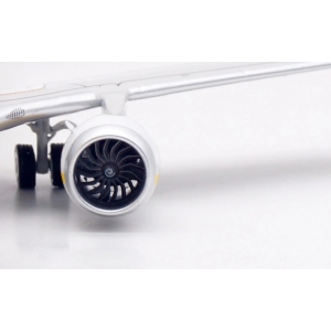 Model Boeing 737MAX8 BUZZ Ryanair 1:200 SP-RZH B Models