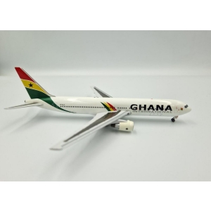 Model Boeing 767-300 GHANA Airways 1:400