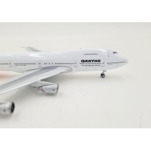 Model Boeing 747-200 QANTAS 1:400 VH-ECC