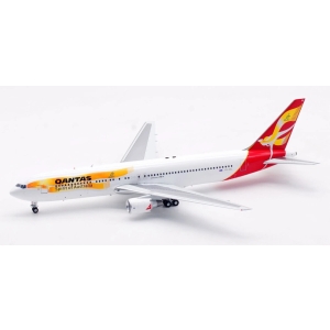 Model Boeing 767-300 QANTAS 1:200 VH-OGL OSTATNI!