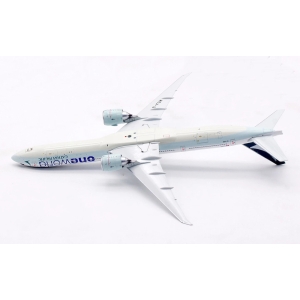 Model Boeing 777-300 CATHAY Pacific 1:400 One World B-KQM OSTATNI