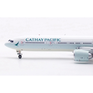 Model Boeing 777-300 CATHAY 1:400 B-KQZ