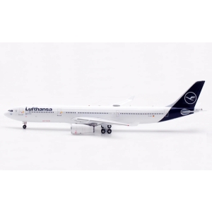 Model Airbus A330-300 LUFTHANSA 1:400 D-AIKI