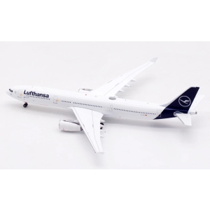 Model Airbus A330-300 LUFTHANSA 1:400 D-AIKI