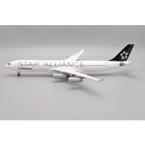 Model Airbus A340-300 LUFTHANSA Star Alliance 1:200 D-AIGV