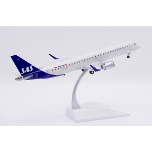 Model Embraer 195 SAS Scandinavian 1:200 SE-RSL