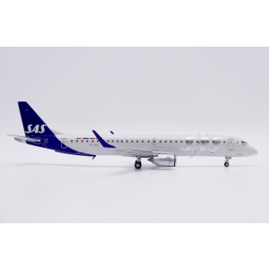 Model Embraer 195 SAS Scandinavian 1:200 SE-RSL