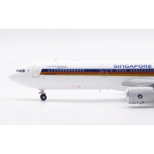 Model Airbus A340-500 SINGAPORE 1:200 9V-SGB Jc Wings