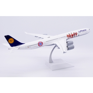 Model Airbus A340-600 LUFTHANSA FC Bayern 1:200 D-AIHK