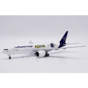 Model Boeing 777F Lufthansa Cargo 1:400 Interactive D-ALFI