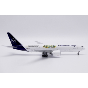 Model Boeing 777F Lufthansa Cargo 1:400 Interactive D-ALFI