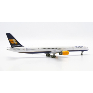 Model Boeing 757-300 ICELANDAIR 1:400 TF-FIX
