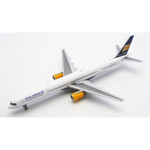 Model Boeing 757-300 ICELANDAIR 1:400 TF-FIX