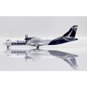 Model ATR 72-600 TAROM 1:200 YR-ATM